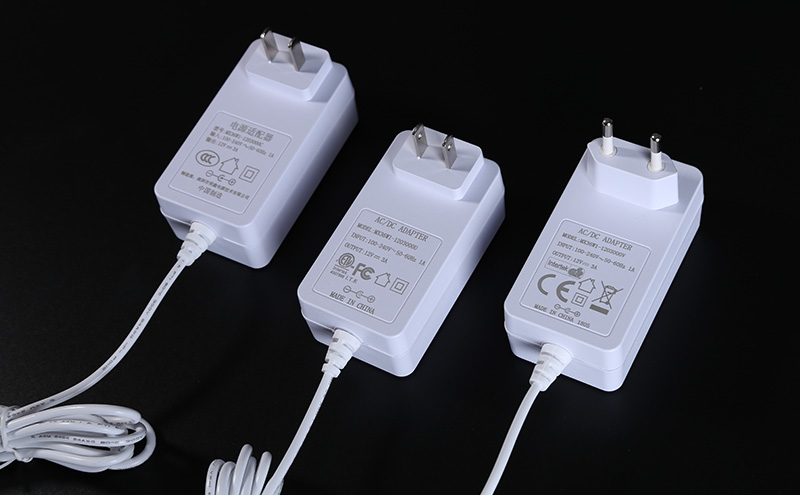 安防電源適配器歐規12V3A