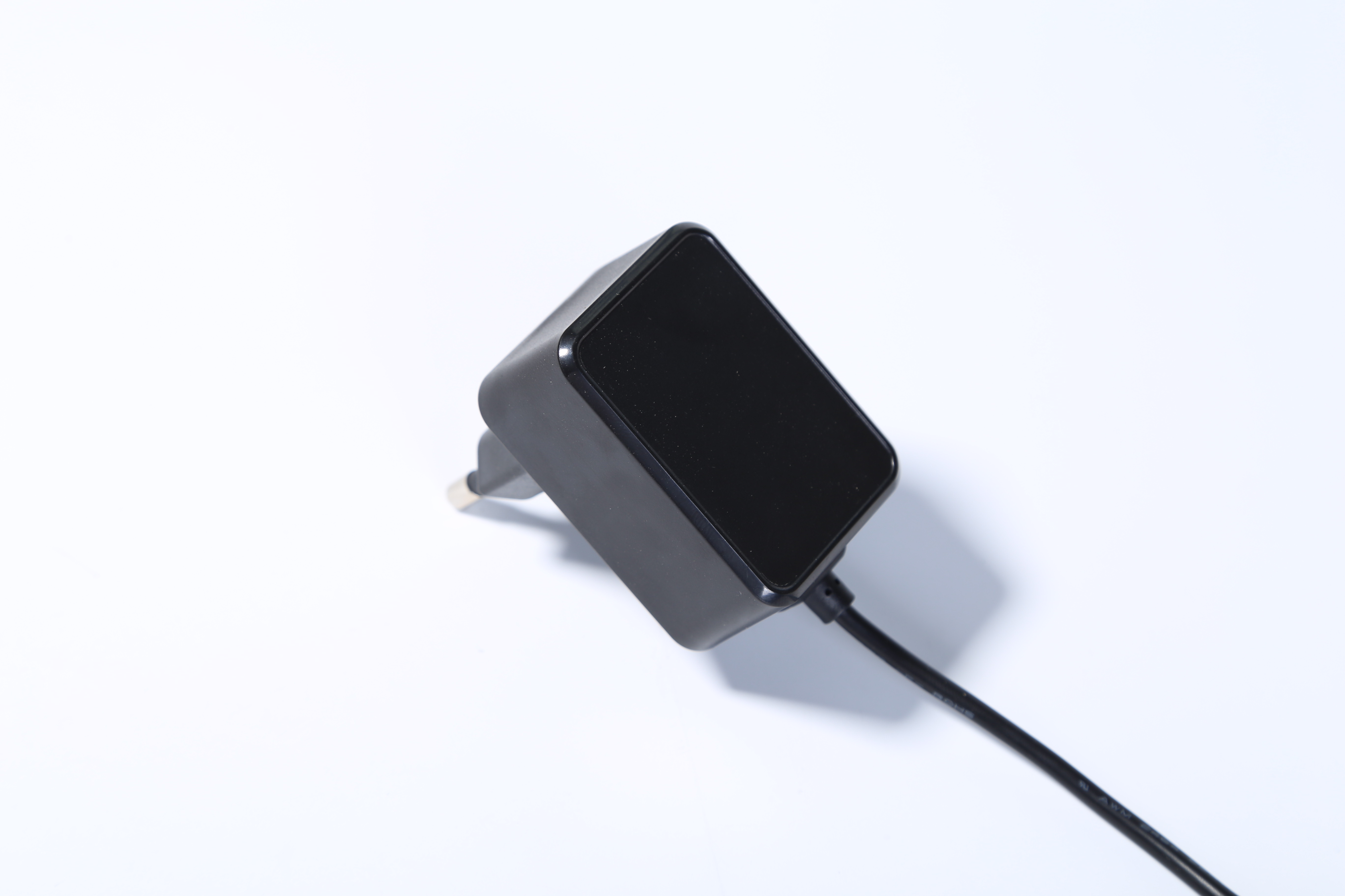 MX15w-0502500型號5v2.5a歐規電源適配器 ce認證