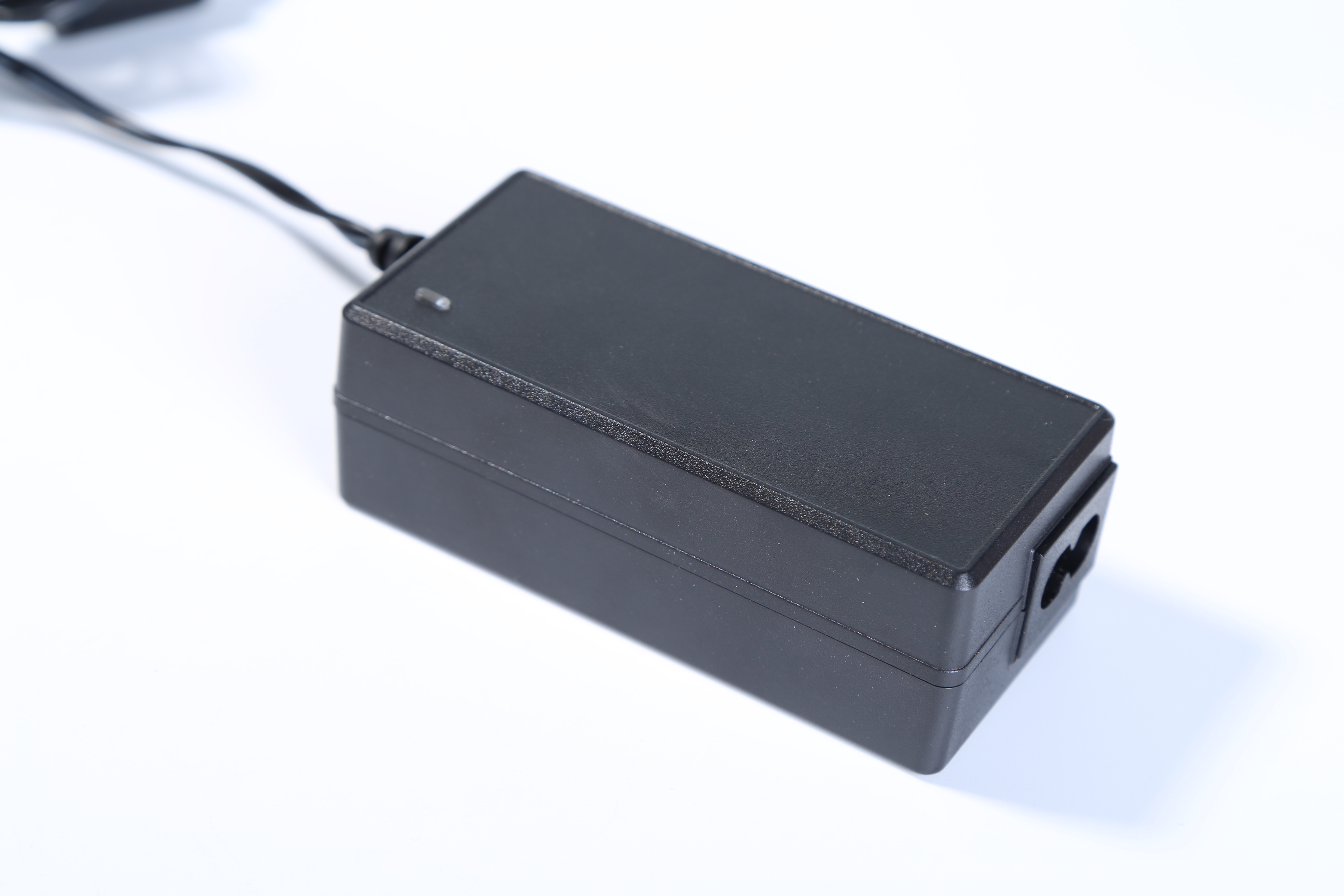 MX24w-2401000型號24v1a桌面電源適配器 cb認證