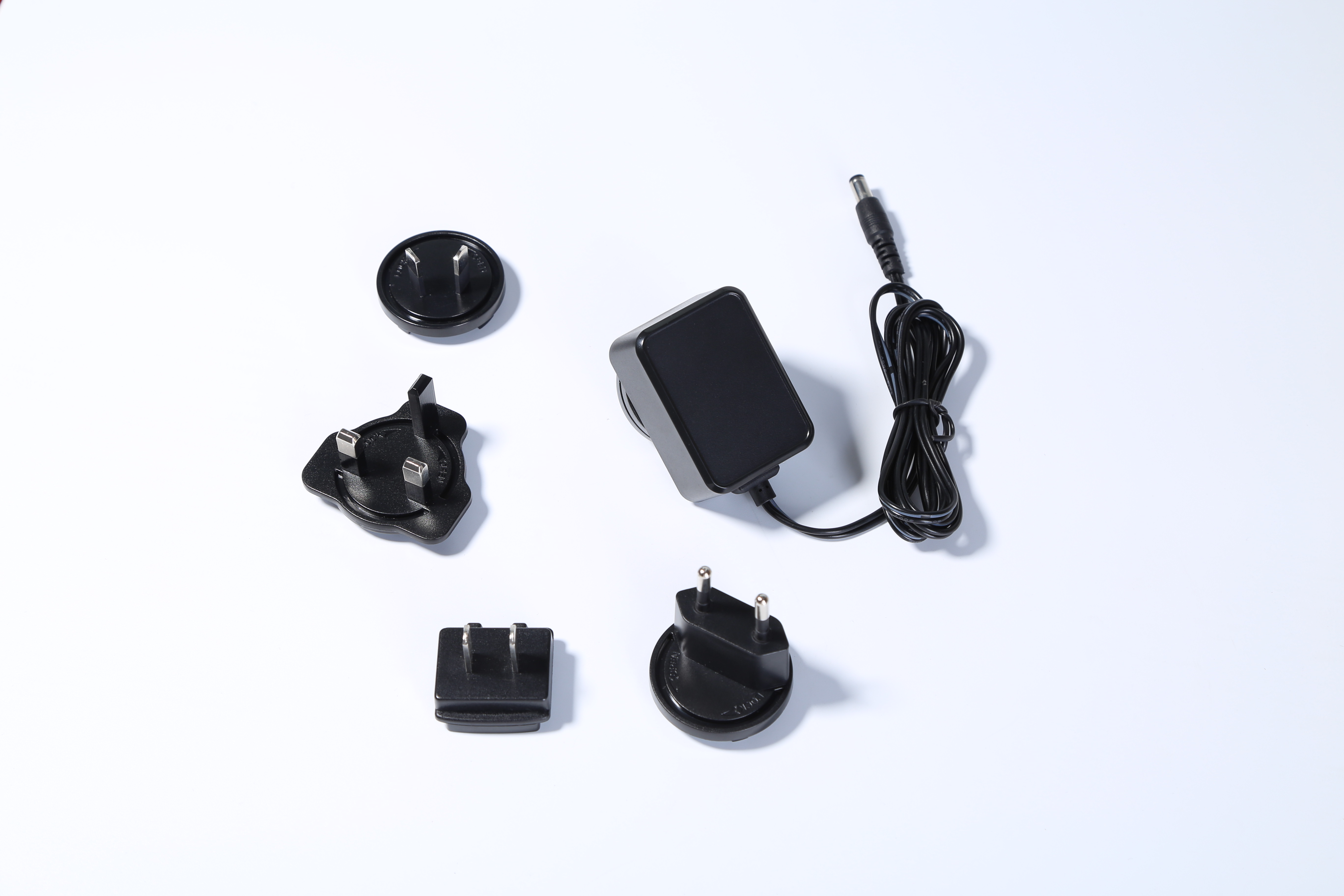 MX24w-1801000型號18v1a轉換頭電源適配器 cb認證