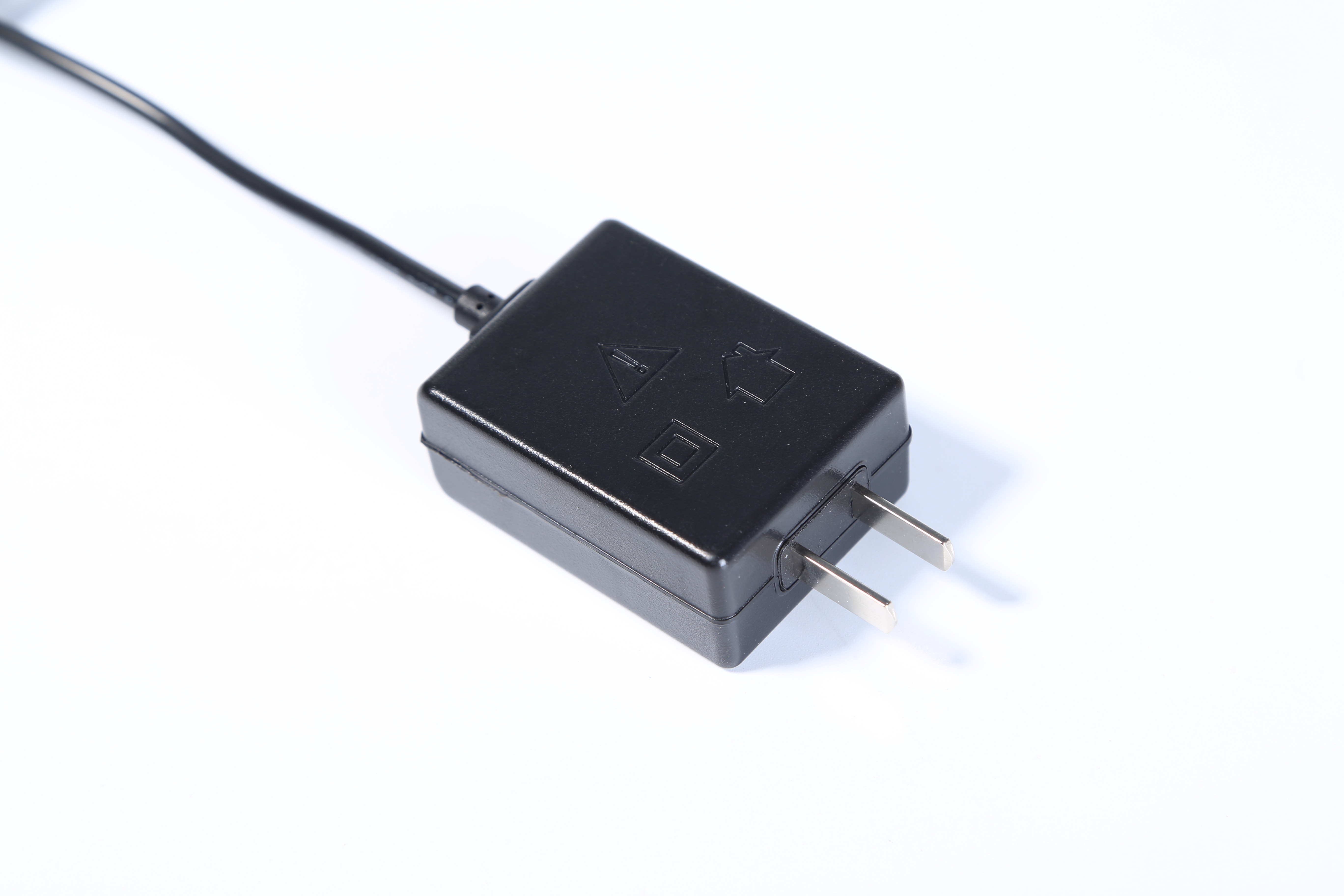 mx15x系列12v1.25a中規電源適配器3c認證