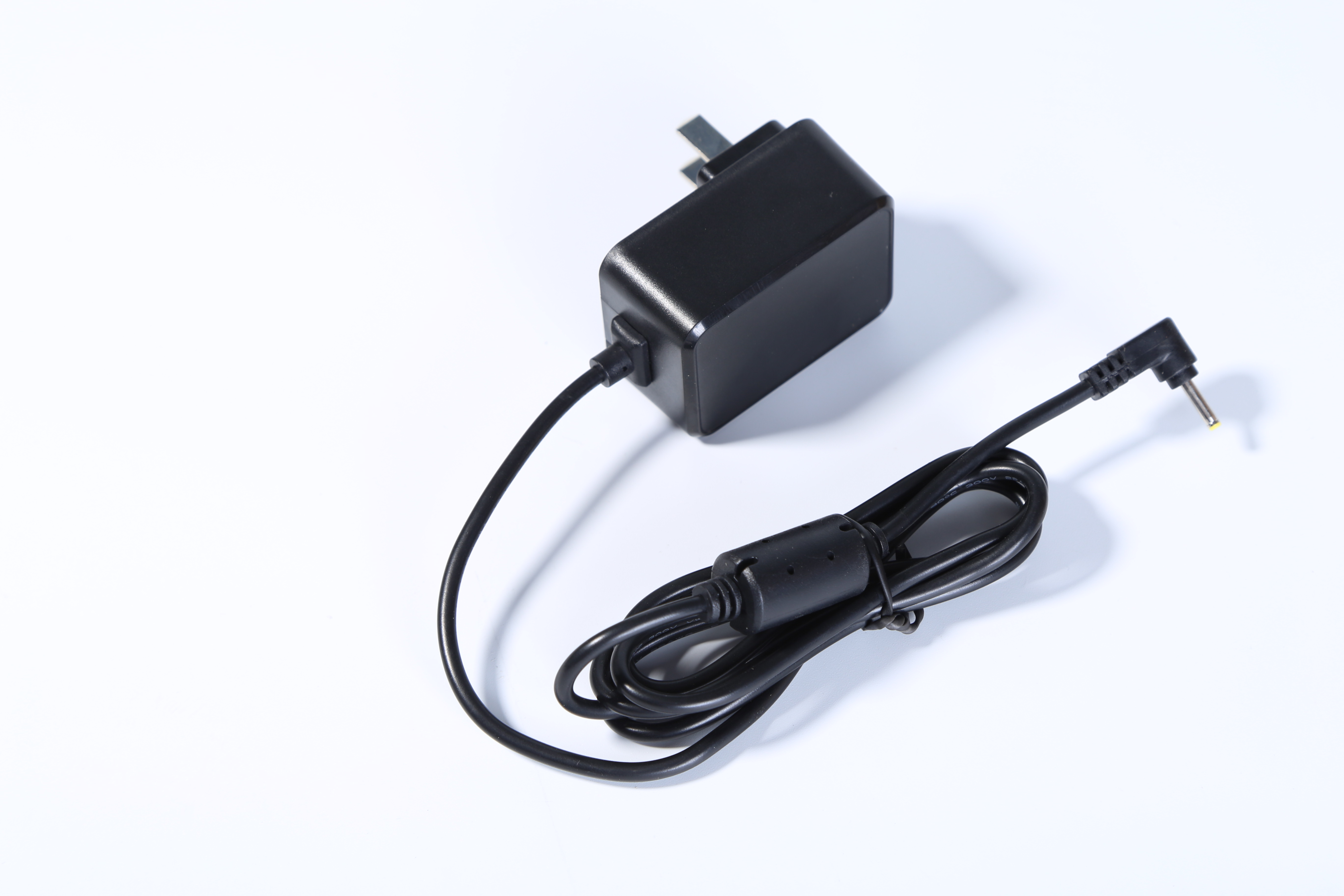 mx6w系列7v0.2a中規電源適配器3c/CQC認證