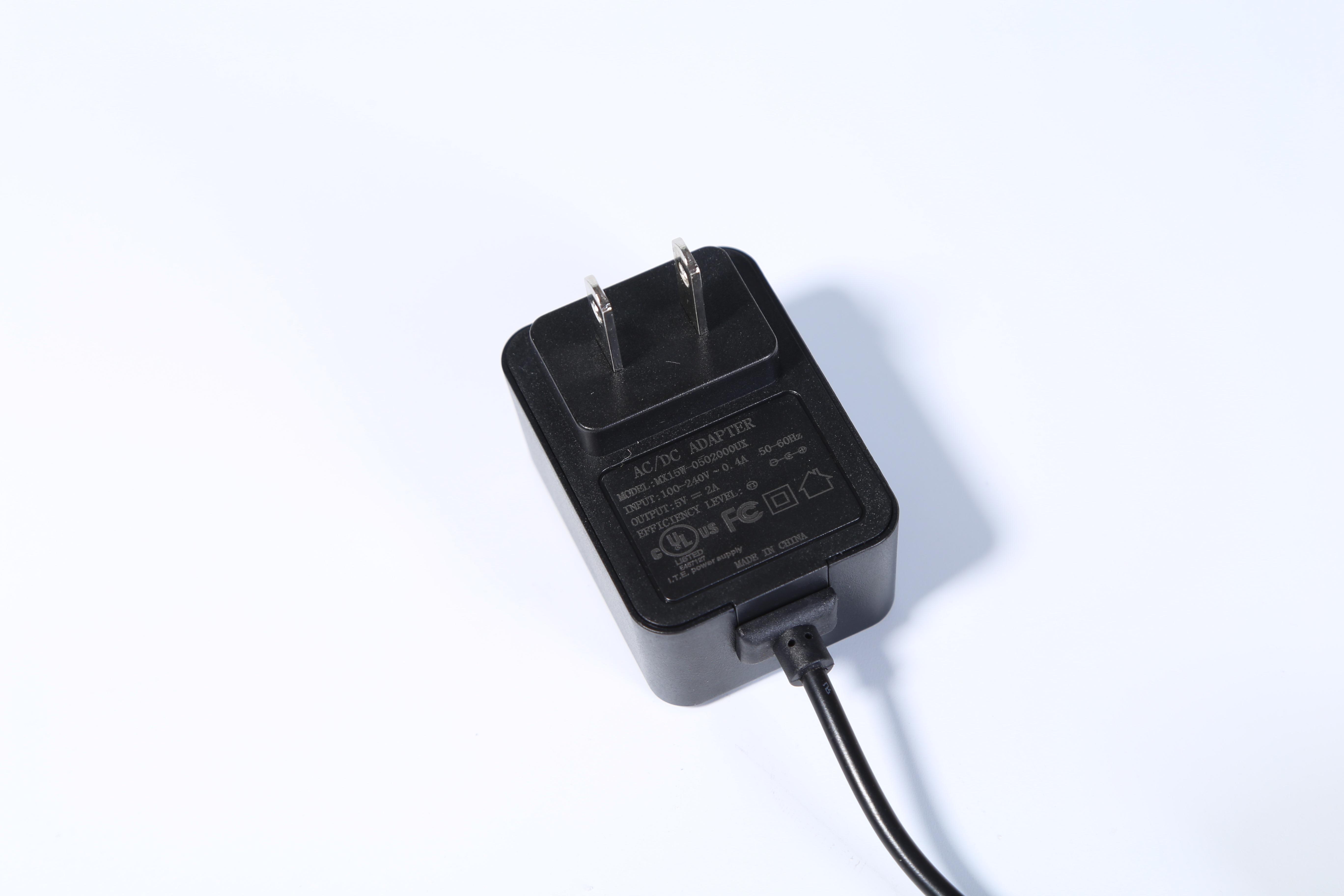 mx6w系列7v0.2a中規電源適配器3c/CQC認證