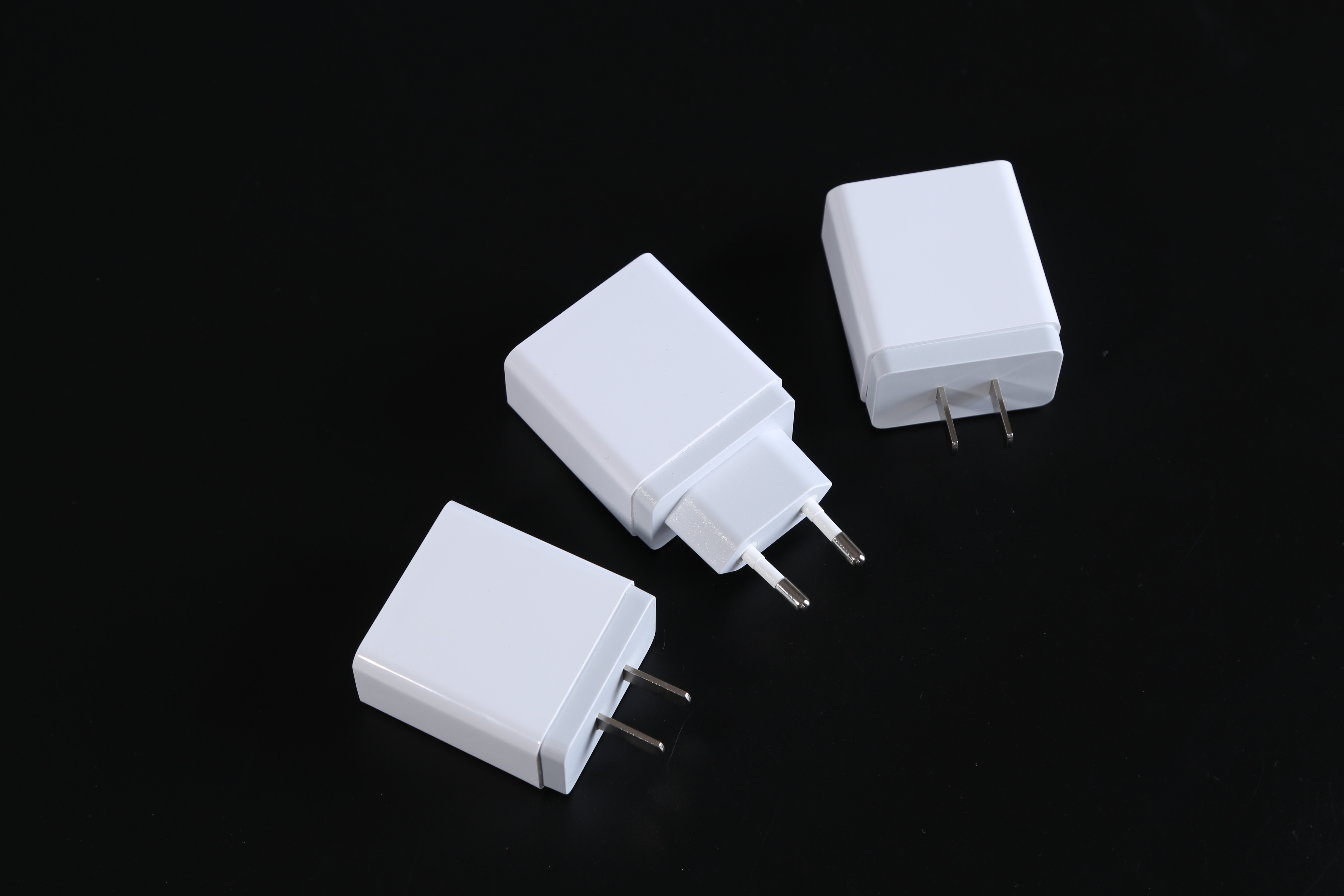 MX30PD系列15v2A美規充電器 fcc認證