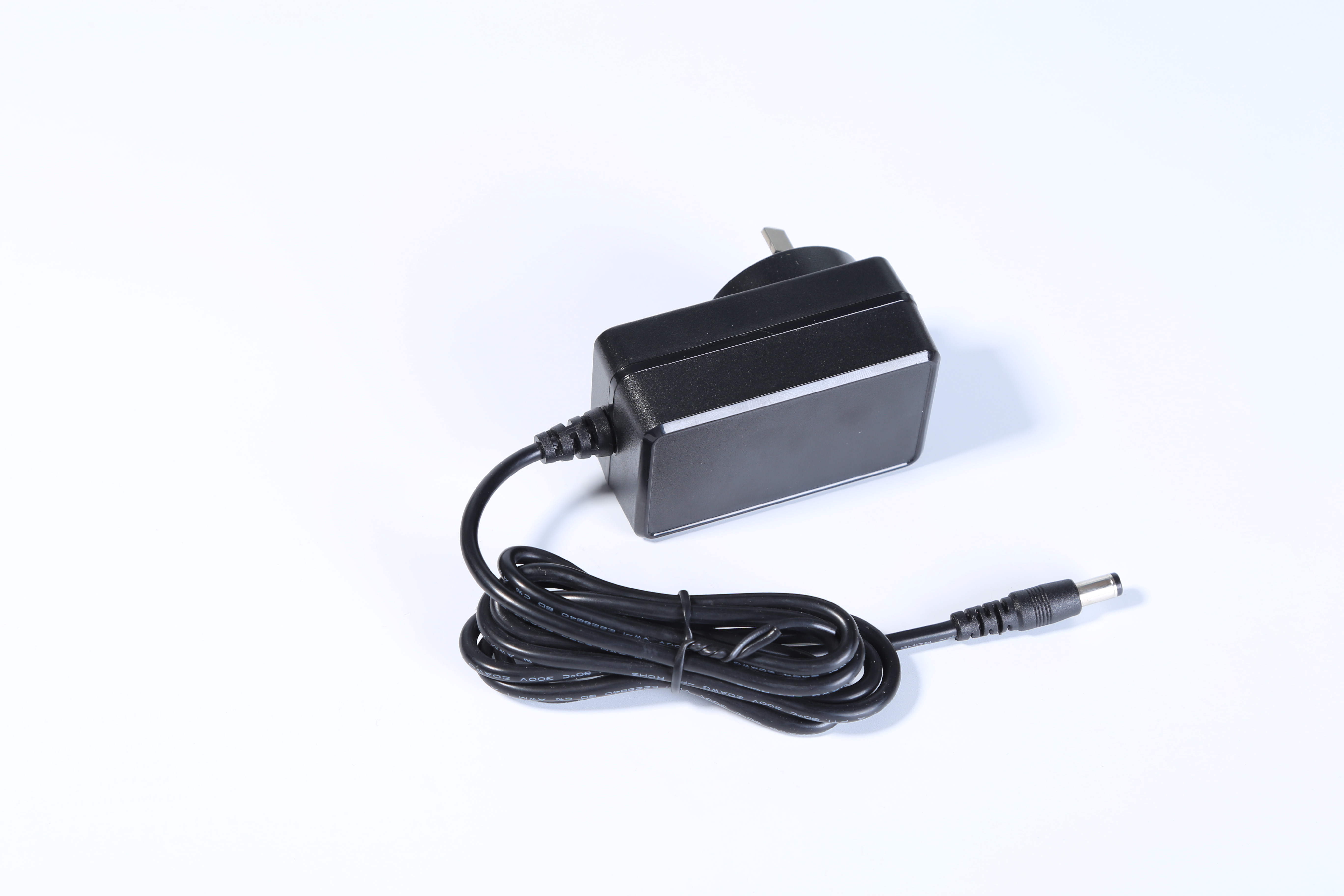 MX24W系列25.2v1a澳規充電器 rcm認證